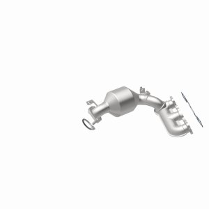 Toyota Sienna Catalytic Converter - Magnaflow - Direct Fit - `04-`06