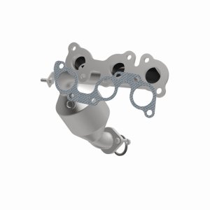 Toyota Sienna Catalytic Converter - Magnaflow - California Grade CARB Compliant Direct-Fit - `04-`06