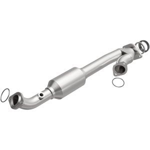 Toyota 4Runner Catalytic Converter - Magnaflow - Direct Fit, CARB Compliant - `13-`15