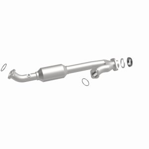Toyota FJ Cruiser Catalytic Converter - Magnaflow - Direct Fit, CARB Compliant - `13-`14
