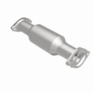 Kia Sedona Catalytic Converter - Magnaflow - California Grade CARB Compliant DF - `06-`10