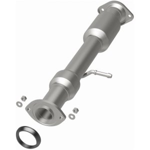 Toyota Highlander Catalytic Converter - Magnaflow - Direct Fit, CARB Compliant - `14-`15