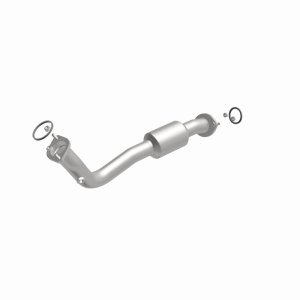 Toyota RAV4 Catalytic Converter - Magnaflow - California Grade CARB Compliant Direct-Fit - `13-`16