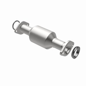 Toyota Sienna Catalytic Converter - Magnaflow - Direct Fit, California Grade CARB Compliant - `11-`15