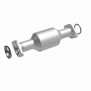 Toyota Sienna Catalytic Converter - Magnaflow - Direct Fit, California Grade CARB Compliant - `11-`15