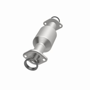 Toyota Sienna Catalytic Converter - Magnaflow - Direct Fit, California Grade CARB Compliant - `11-`15