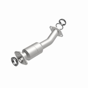 Toyota Sienna Catalytic Converter - Magnaflow - Direct Fit - `12-`15 Toyota Sienna Catalytic Converter - Magnaflow - Direct Fit - `12-`15