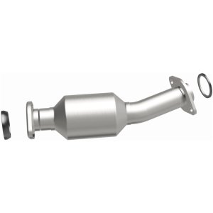 Toyota Sienna Catalytic Converter - Magnaflow - California Grade CARB Compliant Direct-Fit - 2011