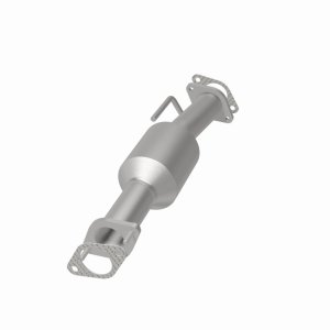 Chevrolet Traverse Catalytic Converter - Magnaflow - California Grade CARB Compliant - `09-`15