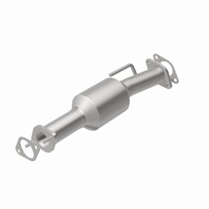 Chevrolet Traverse Catalytic Converter - Magnaflow - California Grade CARB Compliant - `09-`15