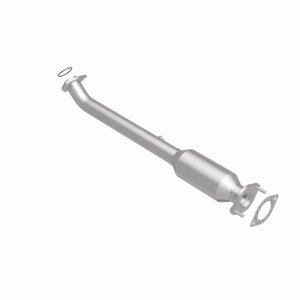 Nissan Frontier Catalytic Converter - Magnaflow - California Grade CARB Compliant - `05-`16