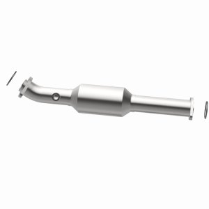 Toyota Tacoma Catalytic Converter - Magnaflow - Direct Fit - `12-`15 Toyota Tacoma Catalytic Converter - Magnaflow - Direct Fit - `12-`15