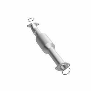 Toyota Tacoma Catalytic Converter - Magnaflow - Direct Fit - `12-`15 Toyota Tacoma Catalytic Converter - Magnaflow - Direct Fit - `12-`15