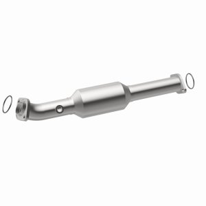 Toyota Tacoma Catalytic Converter - Magnaflow - Direct Fit - `12-`15 Toyota Tacoma Catalytic Converter - Magnaflow - Direct Fit - `12-`15