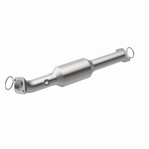 Toyota Tacoma Catalytic Converter - Magnaflow - Direct Fit - `12-`15 Toyota Tacoma Catalytic Converter - Magnaflow - Direct Fit - `12-`15