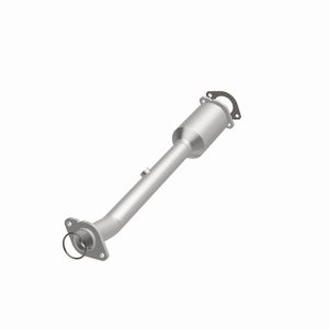 Nissan Xterra Catalytic Converter - Magnaflow - California Grade CARB Compliant Direct-Fit - `07-`15