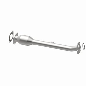 Nissan Xterra Catalytic Converter - Magnaflow - Direct Fit, CARB Compliant - `07-`15