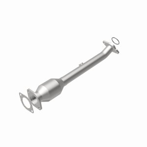 Nissan Xterra Catalytic Converter - Magnaflow - Direct Fit, CARB Compliant - `07-`15