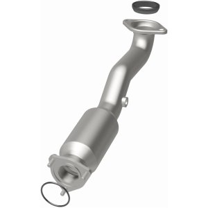 Honda CR-V Catalytic Converter - Magnaflow - California Grade CARB Compliant Direct-Fit - 2011