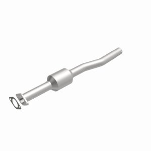 GMC Terrain Catalytic Converter - Magnaflow - California Grade CARB Compliant Direct-Fit - `10-`17