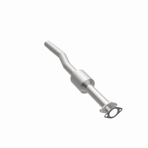 GMC Terrain Catalytic Converter - Magnaflow - California Grade CARB Compliant Direct-Fit - `10-`17