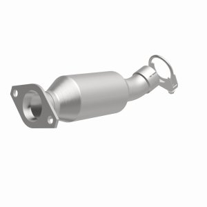 Toyota Prius C Catalytic Converter - Magnaflow - Direct Fit, California Grade CARB Compliant - `12-`16