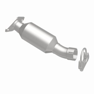 Toyota Prius C Catalytic Converter - Magnaflow - Direct Fit, California Grade CARB Compliant - `12-`16
