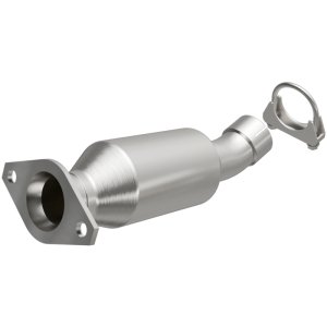 Toyota Prius C Catalytic Converter - Magnaflow - Direct Fit, California Grade CARB Compliant - `12-`16