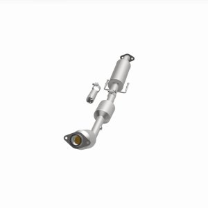 Toyota C-HR Catalytic Converter - Magnaflow - California Grade CARB Compliant Direct Fit - `18-`21