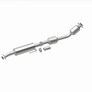 Toyota C-HR Catalytic Converter - Magnaflow - California Grade CARB Compliant Direct Fit - `18-`21
