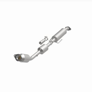 Toyota C-HR Catalytic Converter - Magnaflow - California Grade CARB Compliant Direct Fit - `18-`21