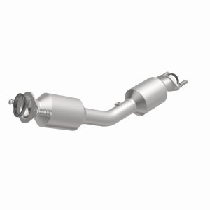 Nissan Versa Note Performance Exhaust - Magnaflow - California Grade CARB Compliant Direct-Fit Catalytic Converter 6511753 - `18-`19