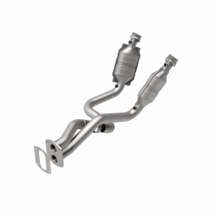 Ford F-350 Super Duty Catalytic Converter - Magnaflow - Direct-Fit - `05-`07
