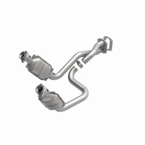 Ford F-350 Super Duty Catalytic Converter - Magnaflow - Direct-Fit - `05-`07