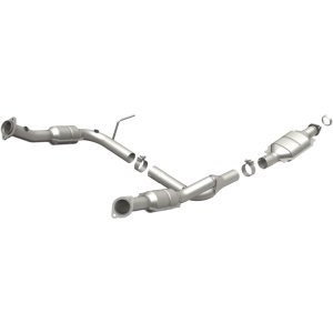 Lincoln Aviator Catalytic Converter - Magnaflow - HM Grade Direct-Fit - `03-`05