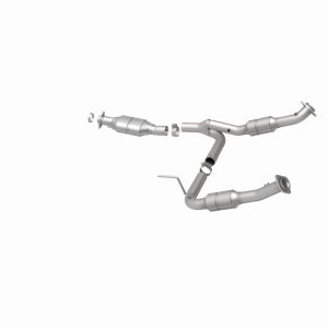 Lincoln Aviator Catalytic Converter - Magnaflow - HM Grade Direct-Fit - `03-`05