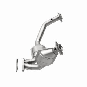 Mazda B3000 Catalytic Converter - Magnaflow - Direct Fit - `98-`00