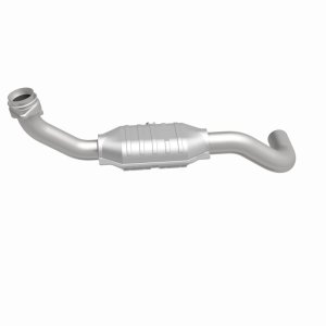 Ford Expedition Catalytic Converter - Driver Side - Magnaflow - HM Grade Direct-Fit - `03-`05