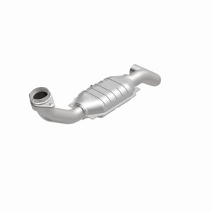 Ford Expedition Catalytic Converter - Driver Side - Magnaflow - HM Grade Direct-Fit - `03-`05