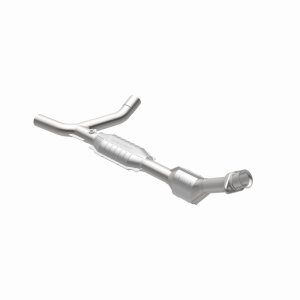 Ford E-150 Econoline Catalytic Converter - Passenger Side - Magnaflow - Direct-Fit - `00-`02