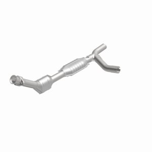 Ford E-150 Econoline Catalytic Converter - Passenger Side - Magnaflow - Direct-Fit - `00-`02