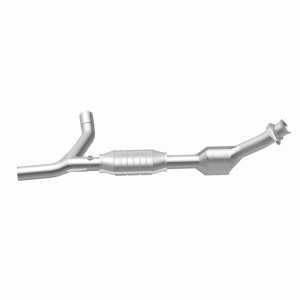 Ford E-150 Econoline Catalytic Converter - Passenger Side - Magnaflow - Direct-Fit - `00-`02
