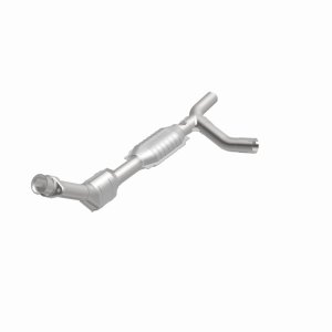 Ford E-250 Econoline Catalytic Converter - Passenger Side - Magnaflow - Direct-Fit - `00-`02