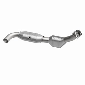 Ford Expedition Catalytic Converter - Magnaflow - HM Grade Direct-Fit - `01-`02