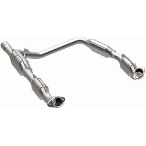 Ford E-250 Catalytic Converter - Magnaflow - Direct-Fit - `04-`08