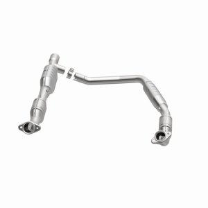 Ford E-350 Super Duty Catalytic Converter - Magnaflow - Direct-Fit - `04-`08