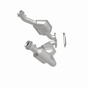 Mazda B3000 Catalytic Converter - Magnaflow - Direct-Fit - `01-`03