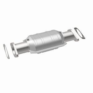 Hyundai Entourage Catalytic Converter - Magnaflow - Direct-Fit HM Grade - `07-`09