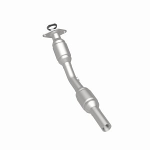 Pontiac Vibe Direct-Fit Catalytic Converter - Magnaflow - HM Grade - `03-`08