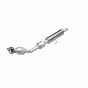 Toyota Yaris Catalytic Converter - Magnaflow - HM Grade Direct-Fit - `07-`11